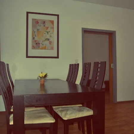 Koelnotel Hostel, & ホステル