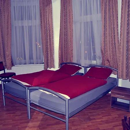 Koelnotel Hostel, &