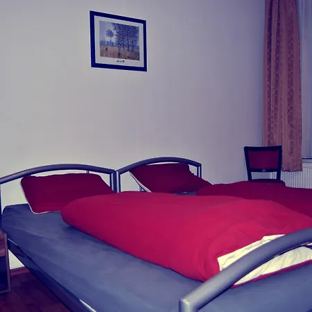 Koelnotel Hostel, & אכסניה קלן
