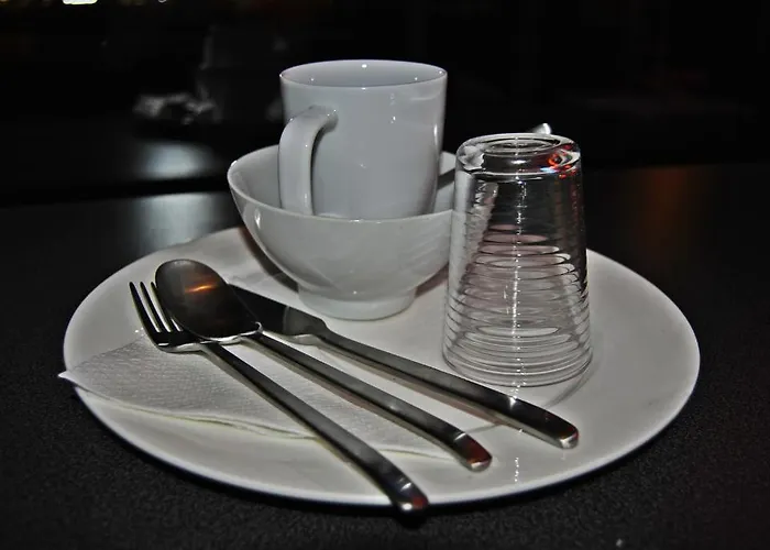 Koelnotel Hostel, & *