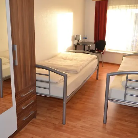 Koelnotel Hostel, & Hostal