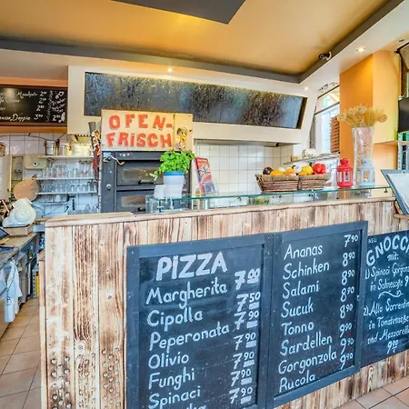 Koelnotel Hostel, & ケルン