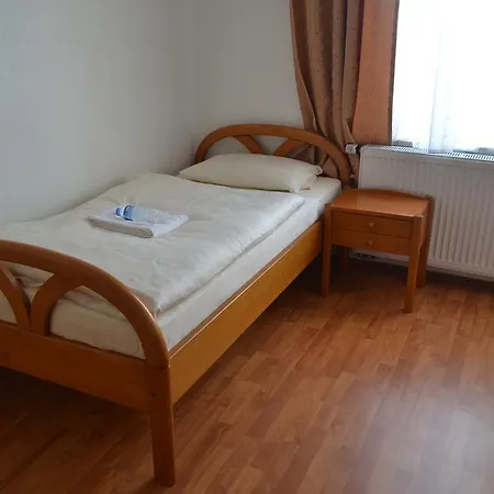 Koelnotel Hostel, &